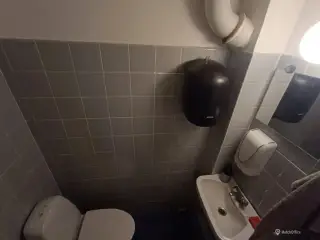 Kontorlokaler udlejes