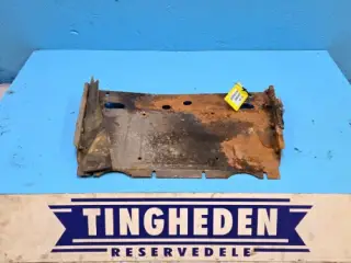 Massey Ferguson 3085 Batteriholder 3387030M95