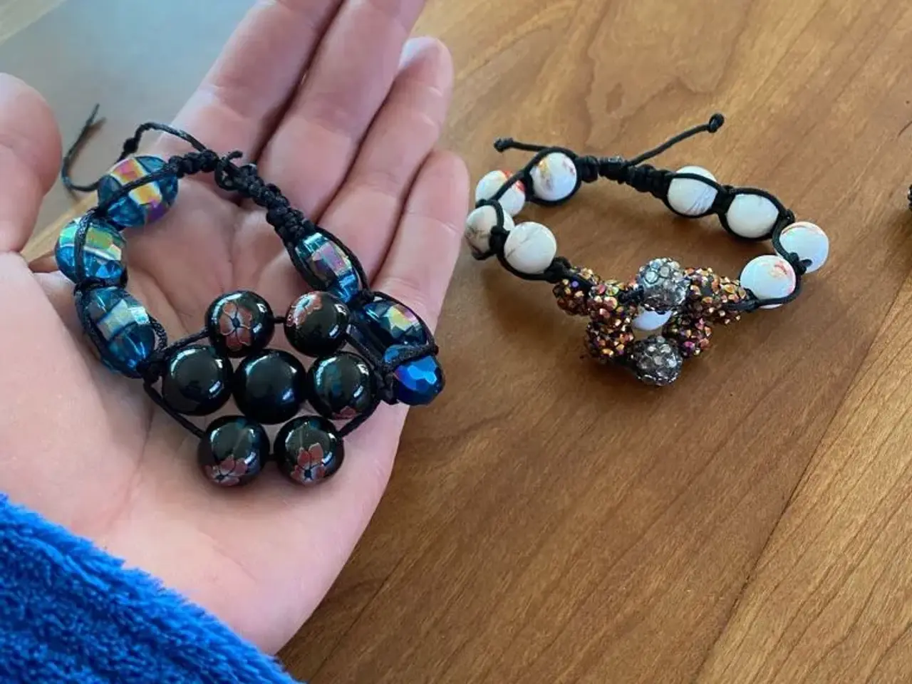 Billede 7 - Nye knyttede armbånd