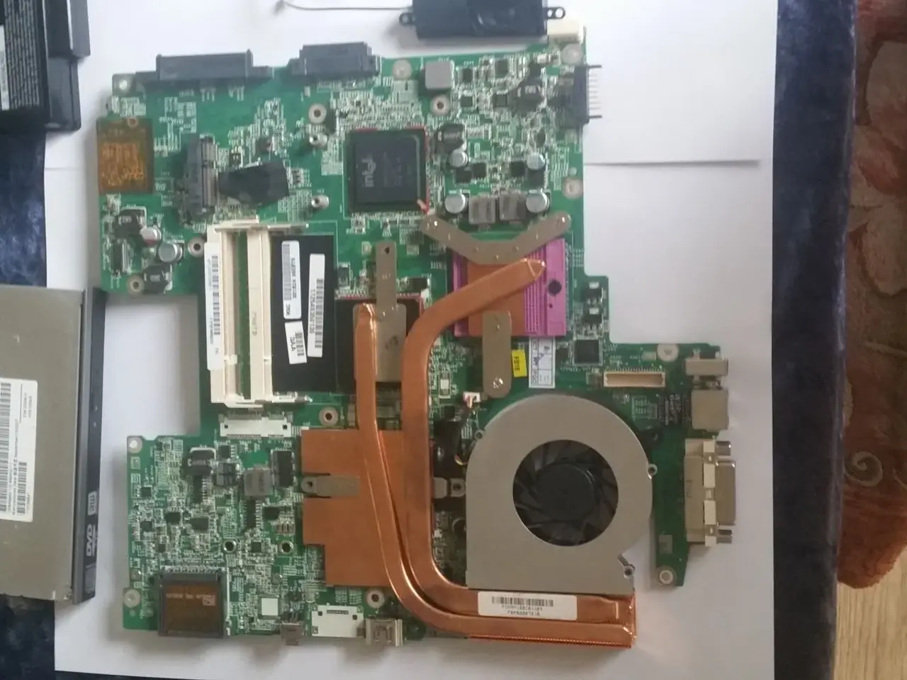 Billede 2 - Packard Bell Ares GM2 (sælges i dele)