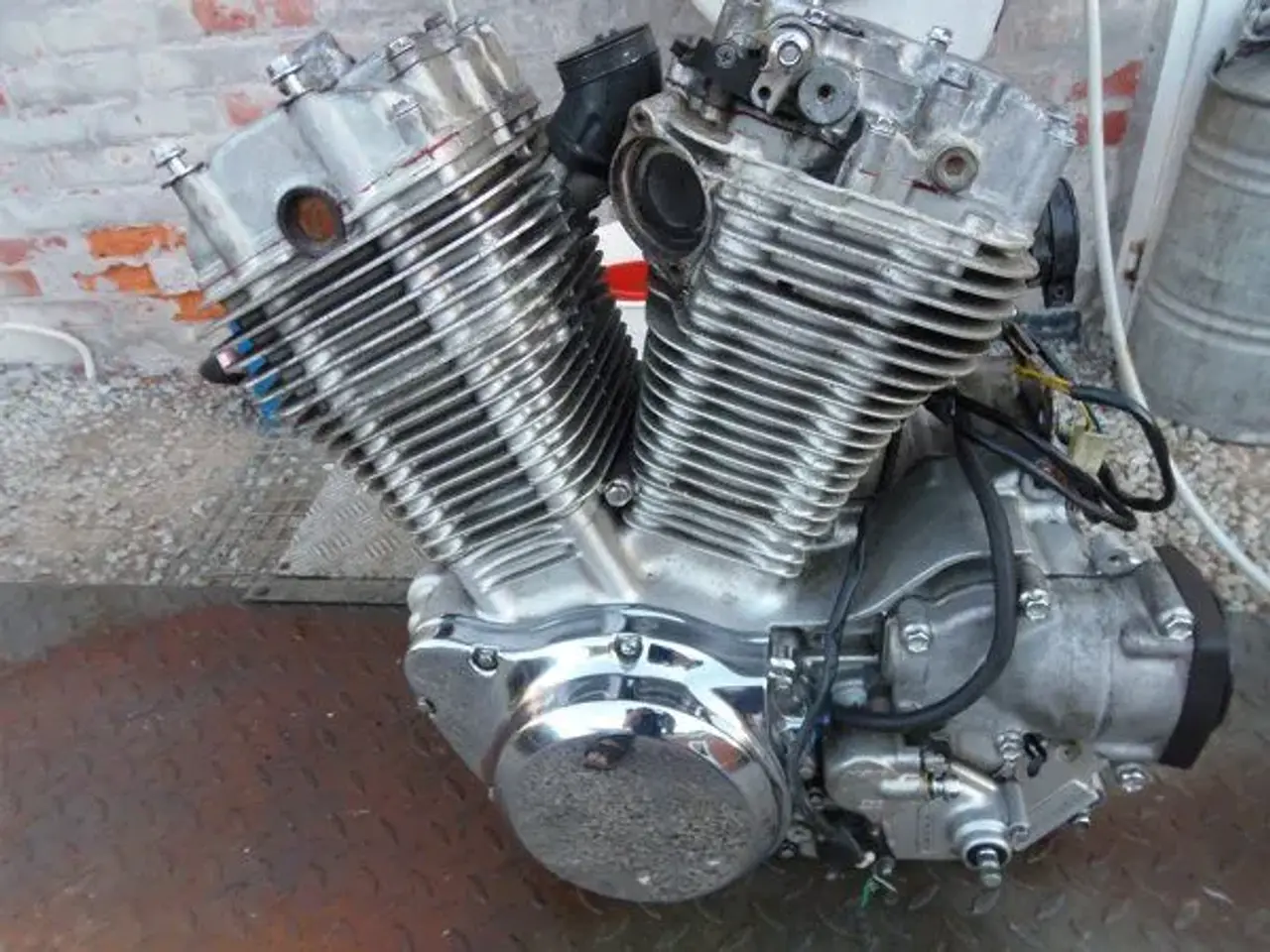 Billede 1 - Suzuki intruder 600-1400 dele - 9982