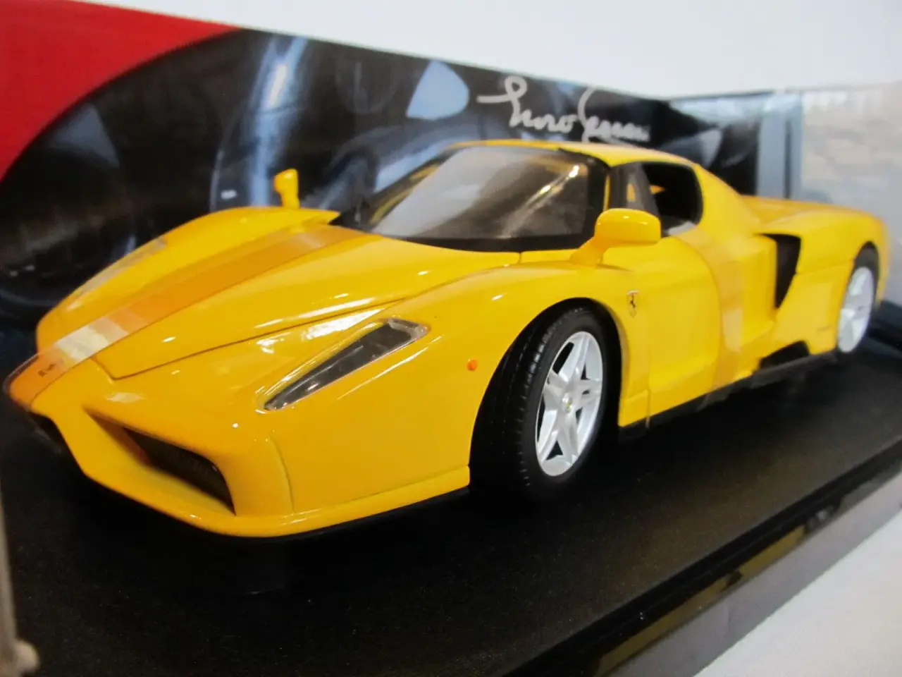 Billede 4 - 2003 Ferrari Enzo 1:18