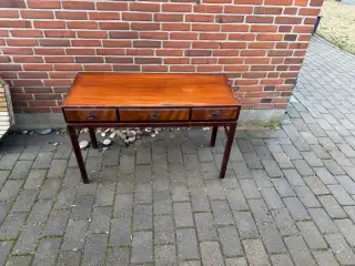 BYD. Lækkert bord