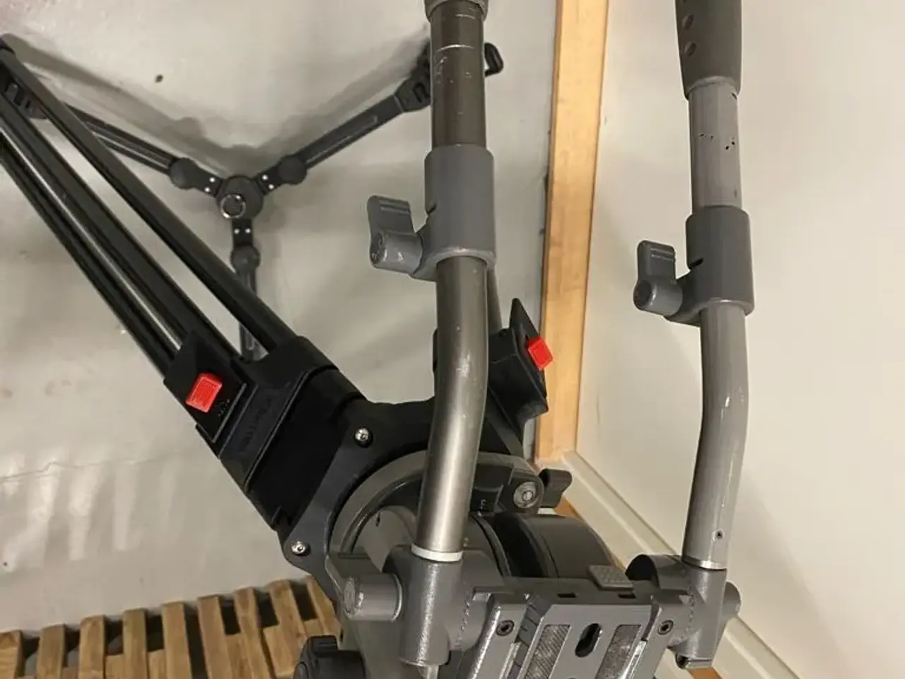Billede 2 - Libec H70 med tripod