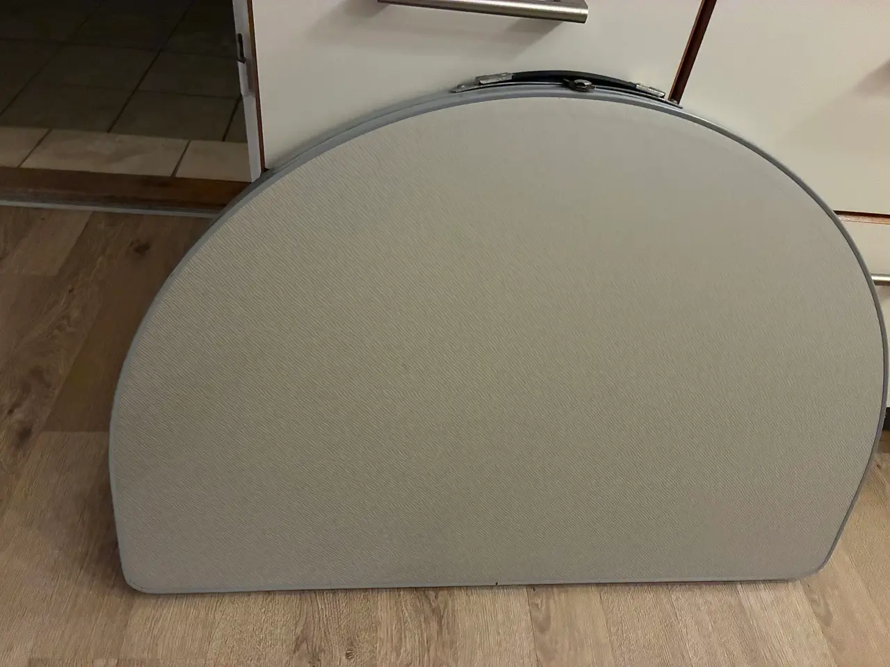 Billede 2 - Ovalt campingbord