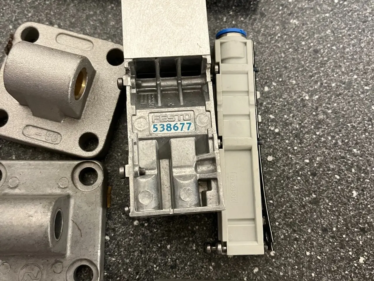 Billede 7 - Pneumatic Components parti – Norgren, Camozzi, &