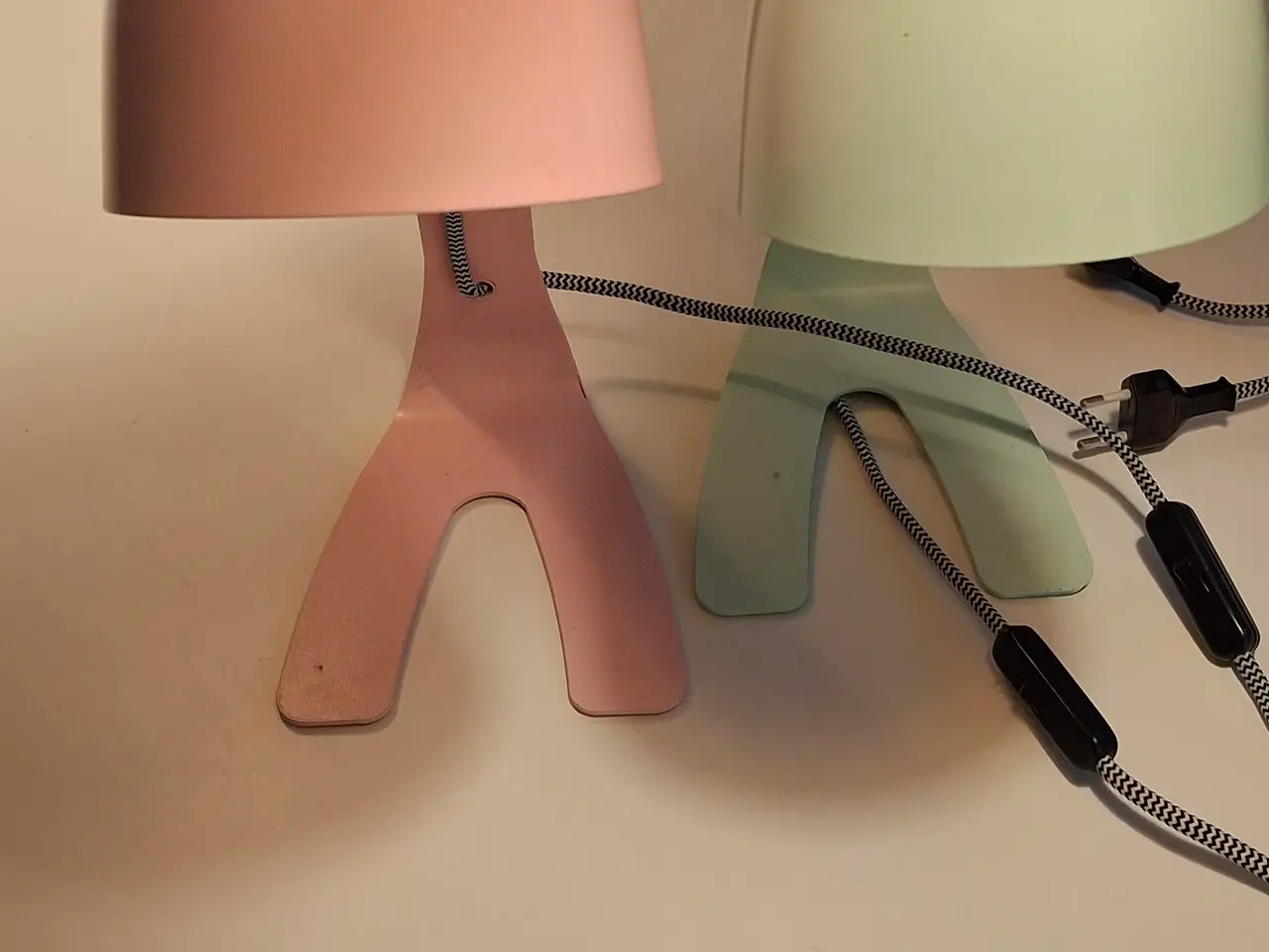 Billede 1 - Bordlamper med stofledning