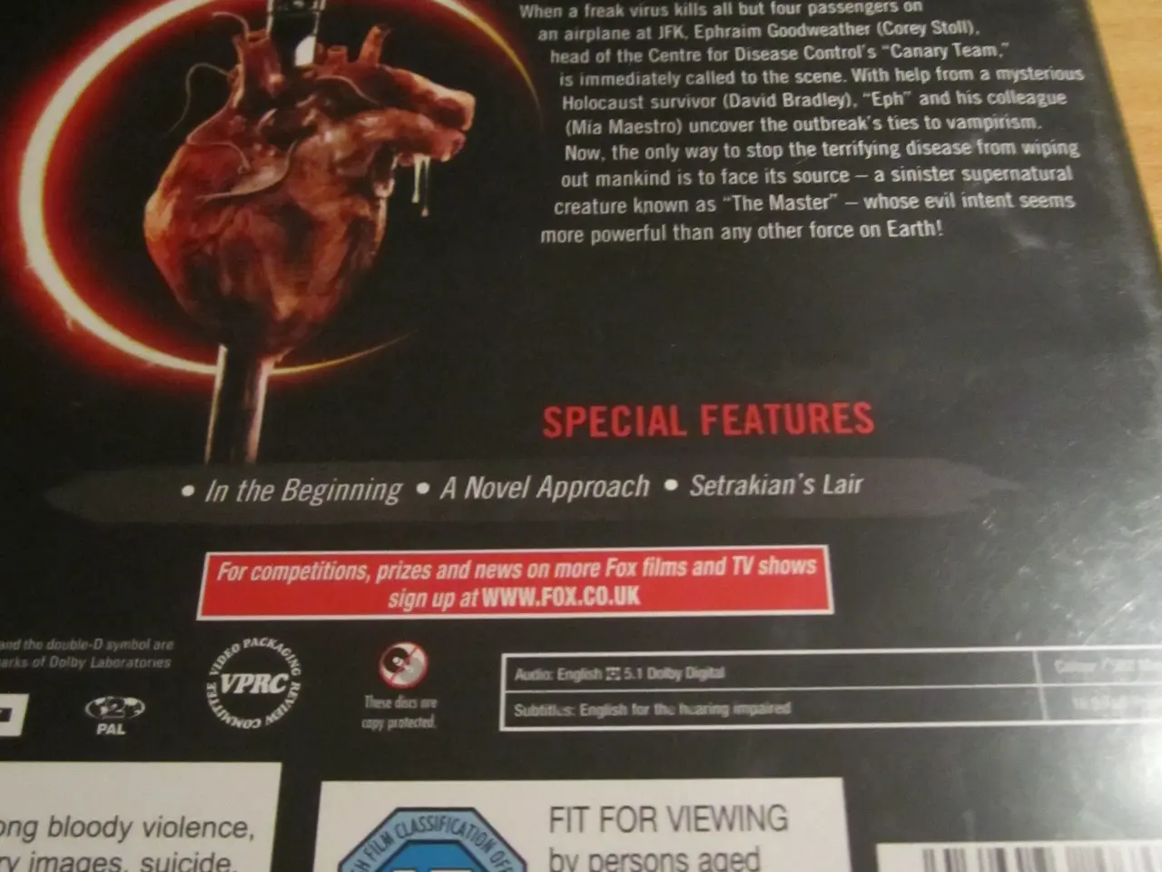 Billede 3 - THE STRAIN. The complete 1. season.