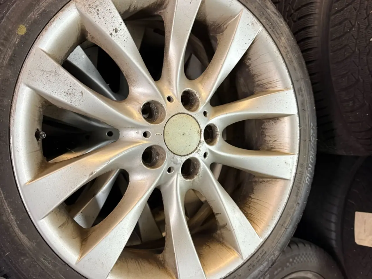 Billede 4 - bmw fælge med gode dæk
