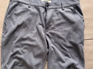 Nanok Shorts, str. M