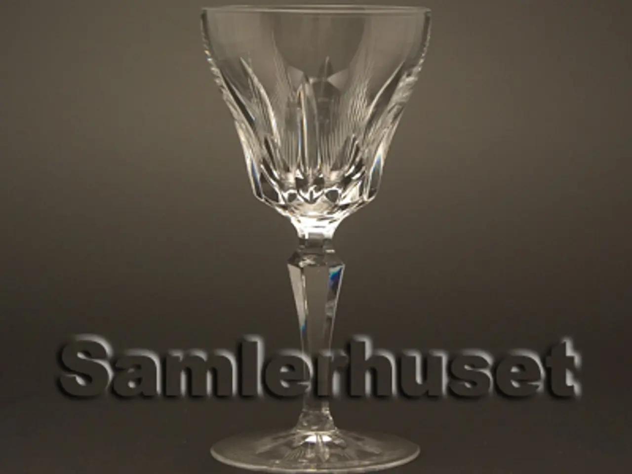 Billede 1 - Parsival Rødvinsglas. H:16,5 mm.