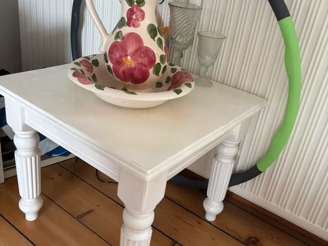 Billede 1 - Hvidt hjørne/sofa bord