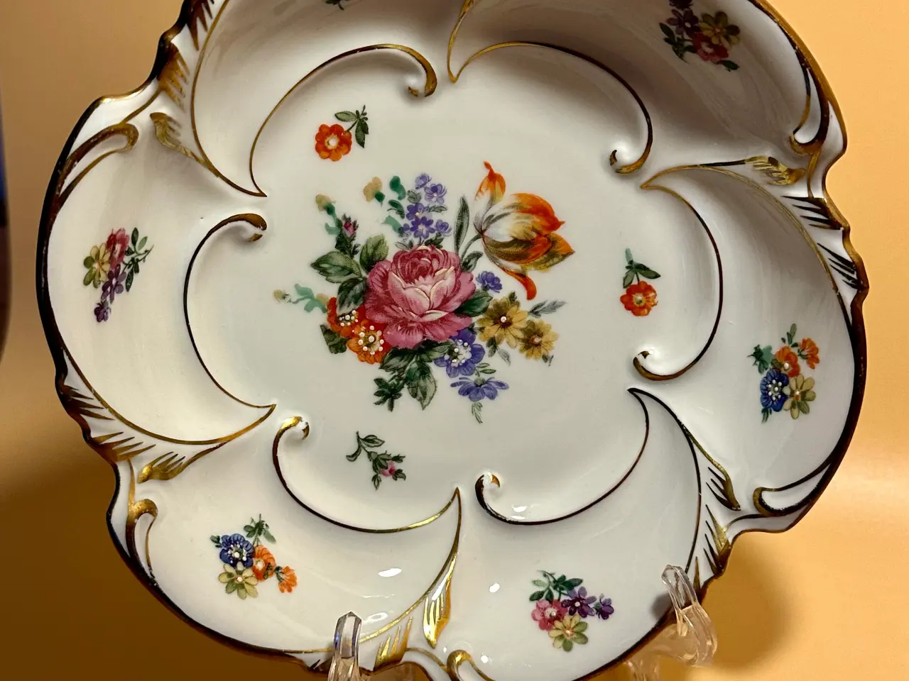 Billede 7 - Vintage håndmalede genstande af porcelæn.