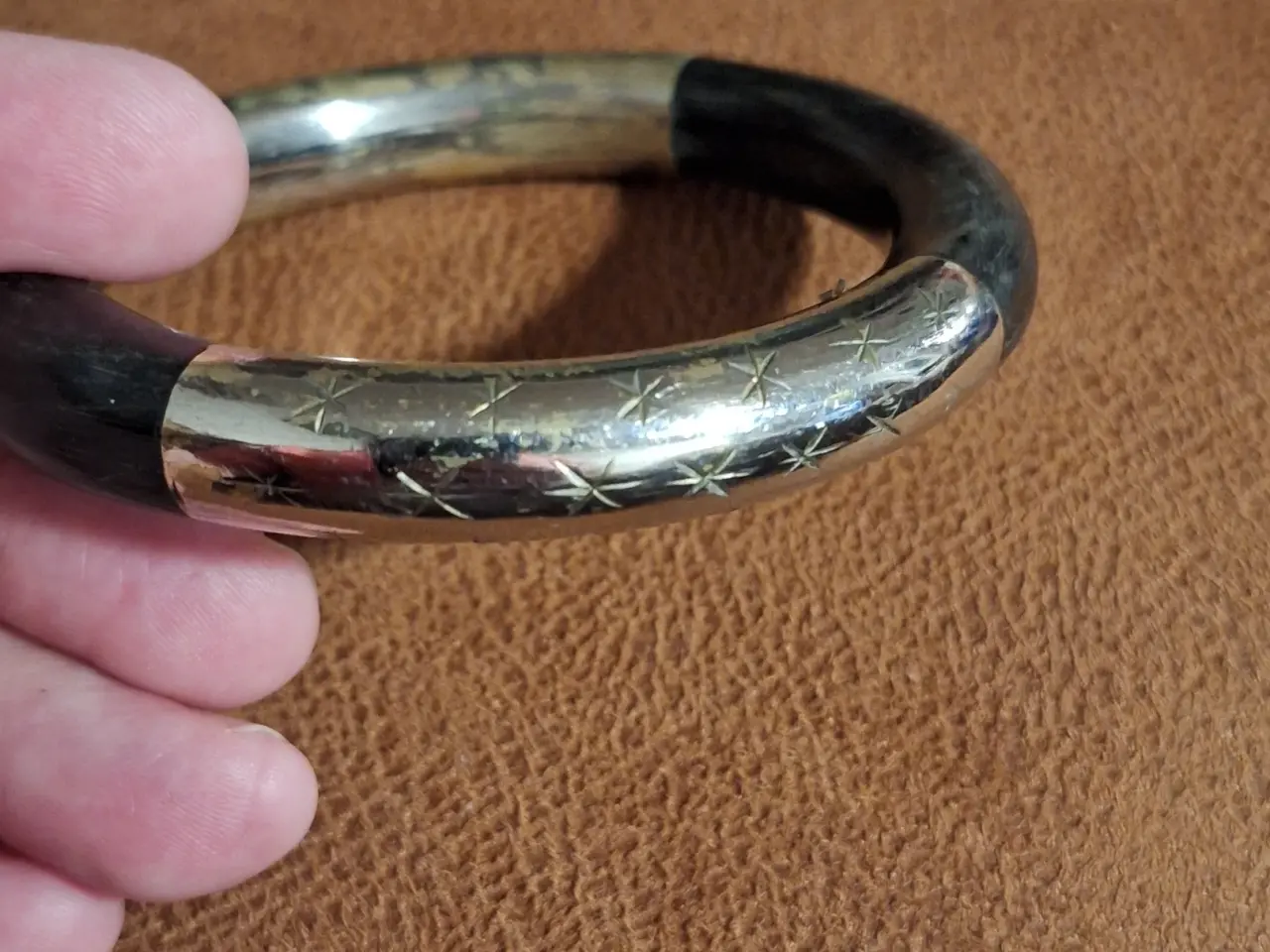Billede 3 - Armring i sort træ 