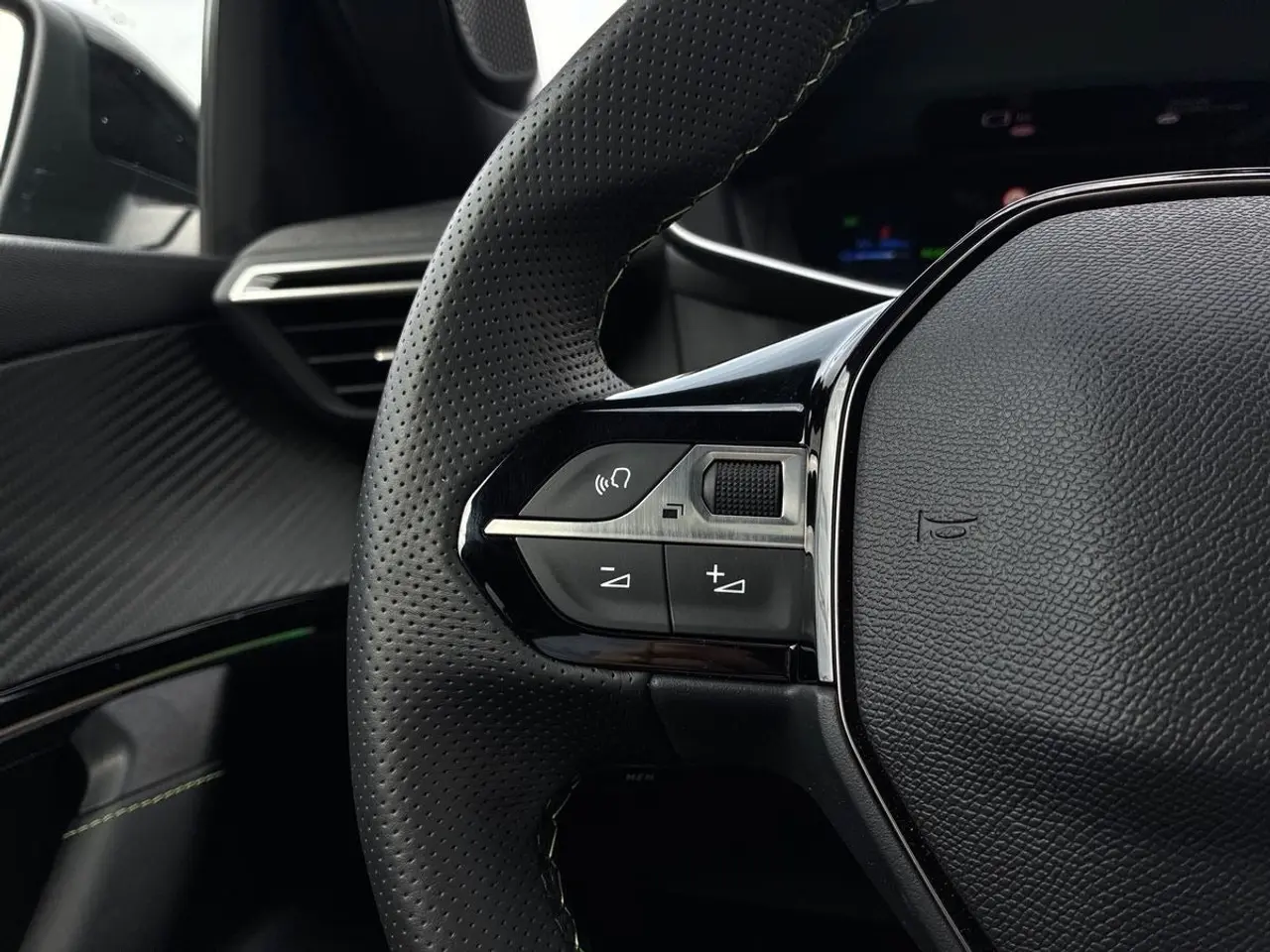 Billede 14 - Peugeot e-2008 54 GT Sky
