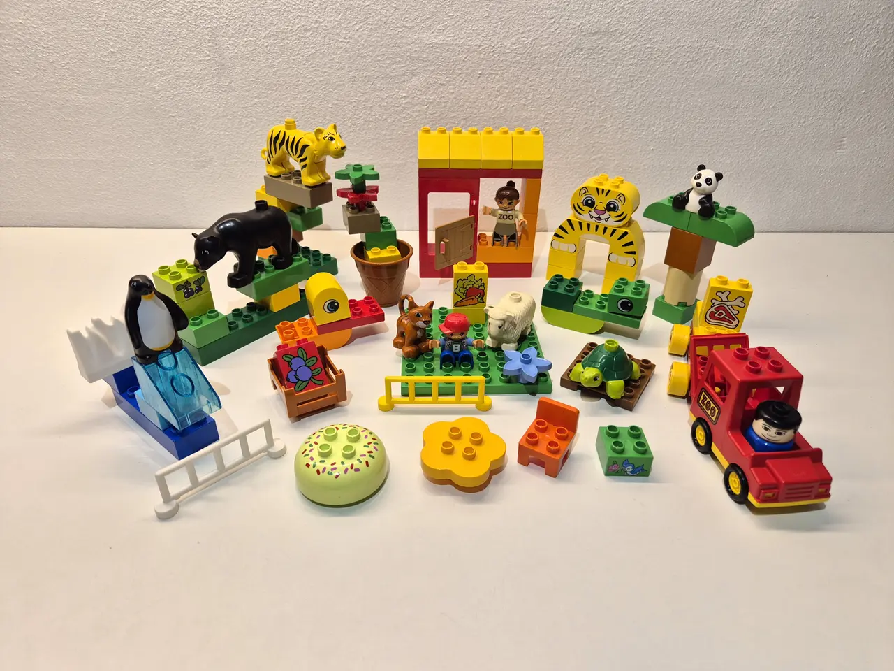 Billede 1 - Duplo Zoo Med Dyr, Zoo Bil,  Mennesker 