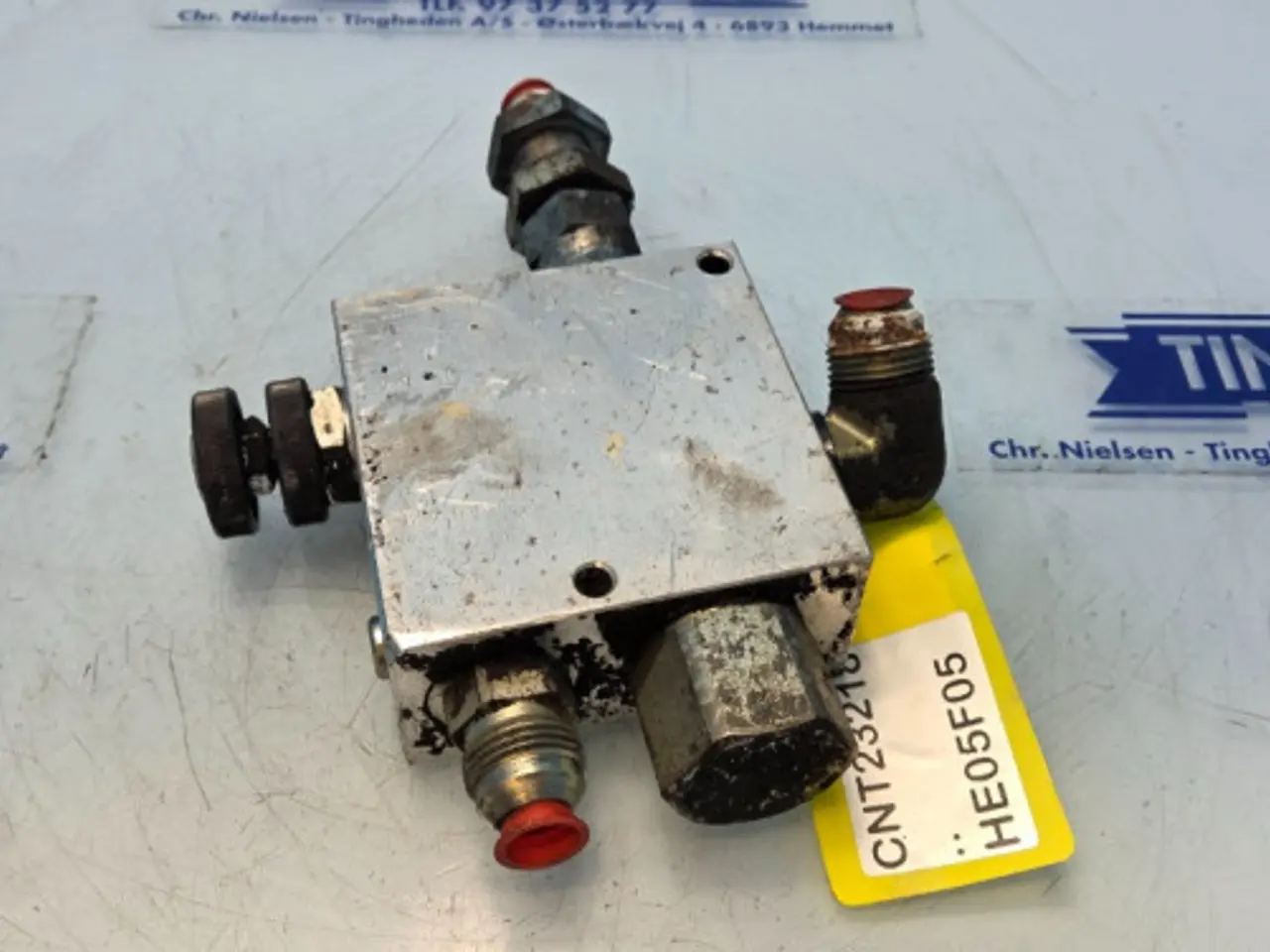 Billede 13 - Terragator 3104 Hydraulikventil AG123703