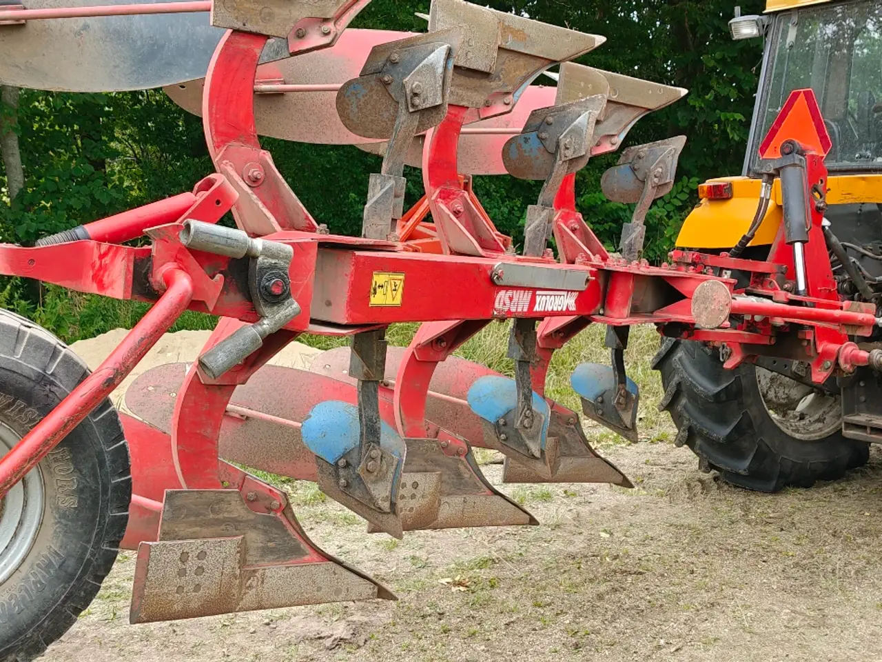 Billede 1 - 3 furet Agrolux vendeplov