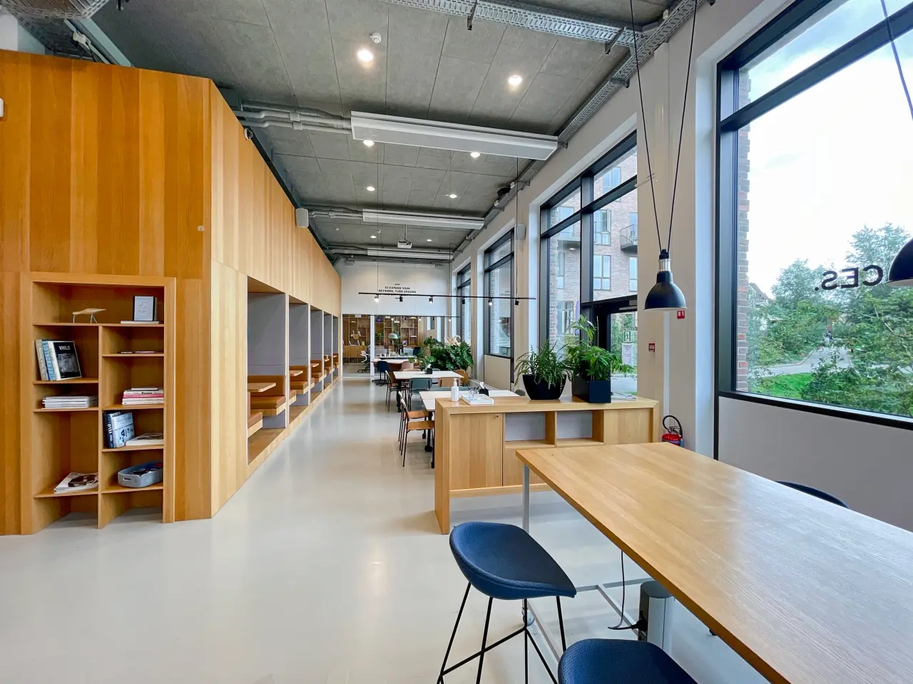 Billede 4 - Smukt designet kontorplads til 2 personer i Spaces