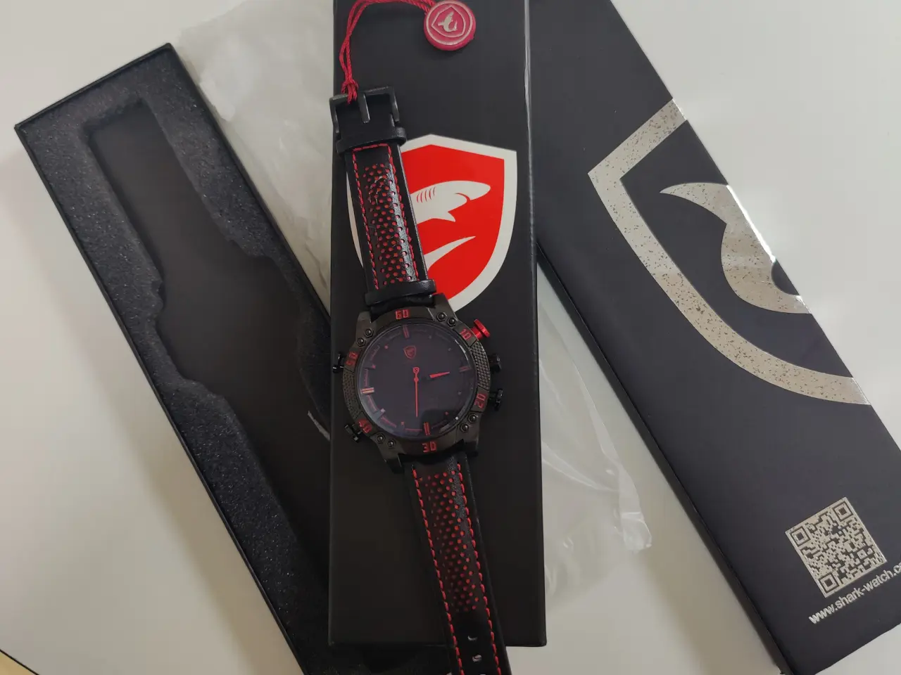 Billede 1 - Shark watch