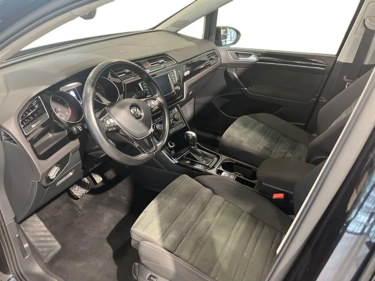Billede 6 - VW Touran 2,0 TDi 150 Highline DSG