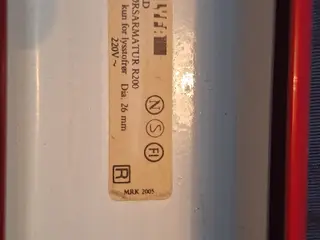 Lyfa lysrørsarmatur R200 model akkord.