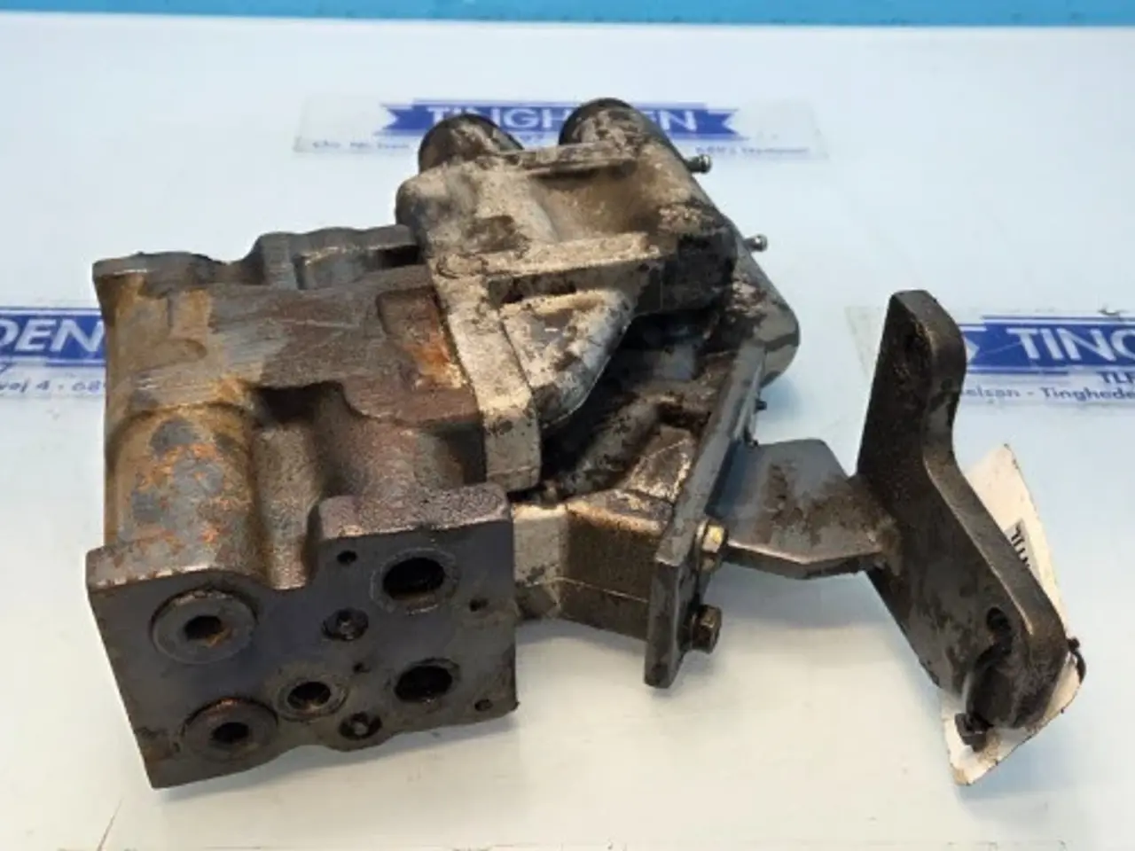 Billede 2 - Ford 8340 Styreventil 81864873