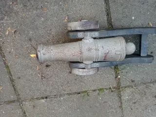 støbejerns kanon