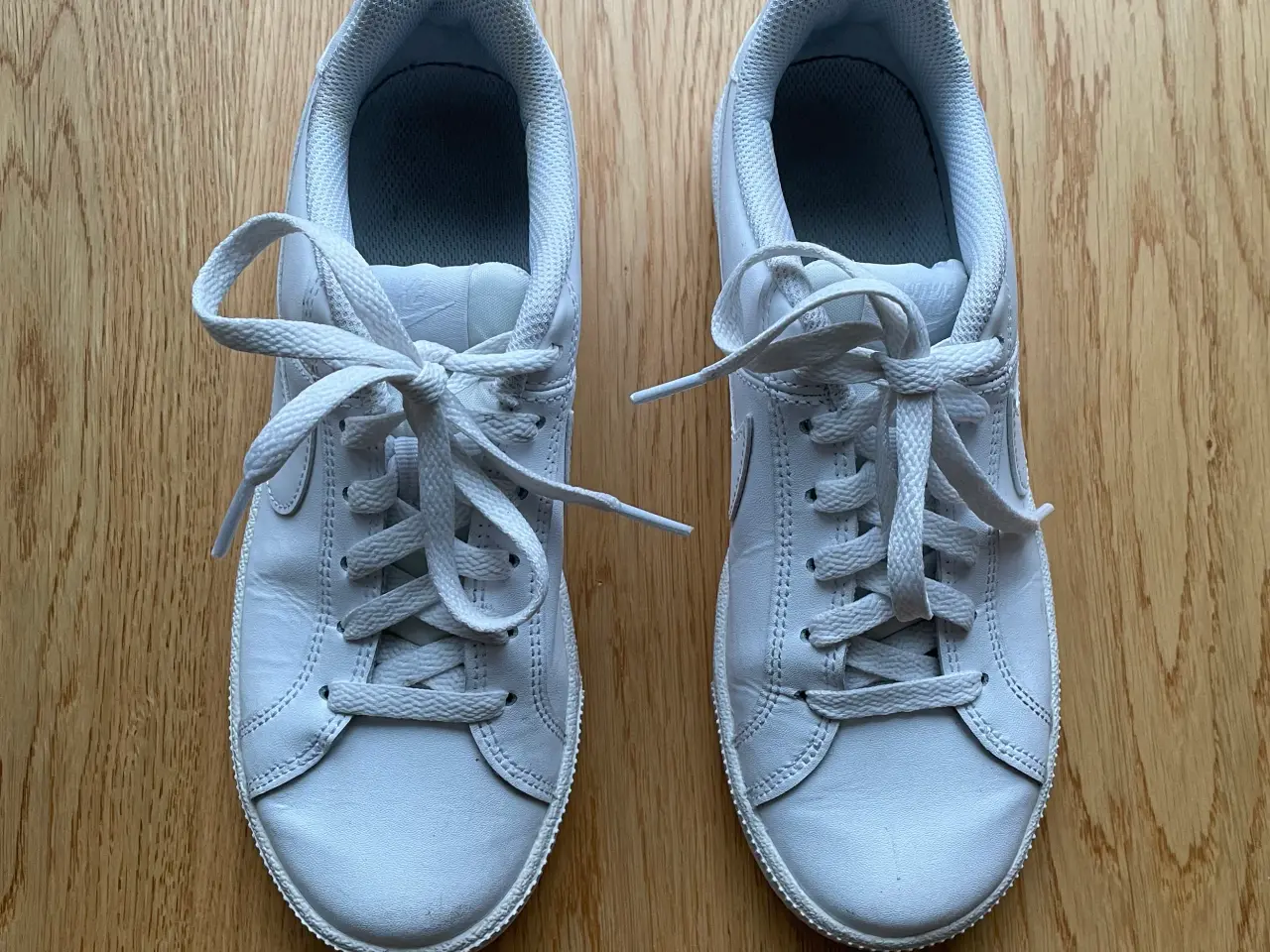 Billede 4 - Nike court royale sneakers