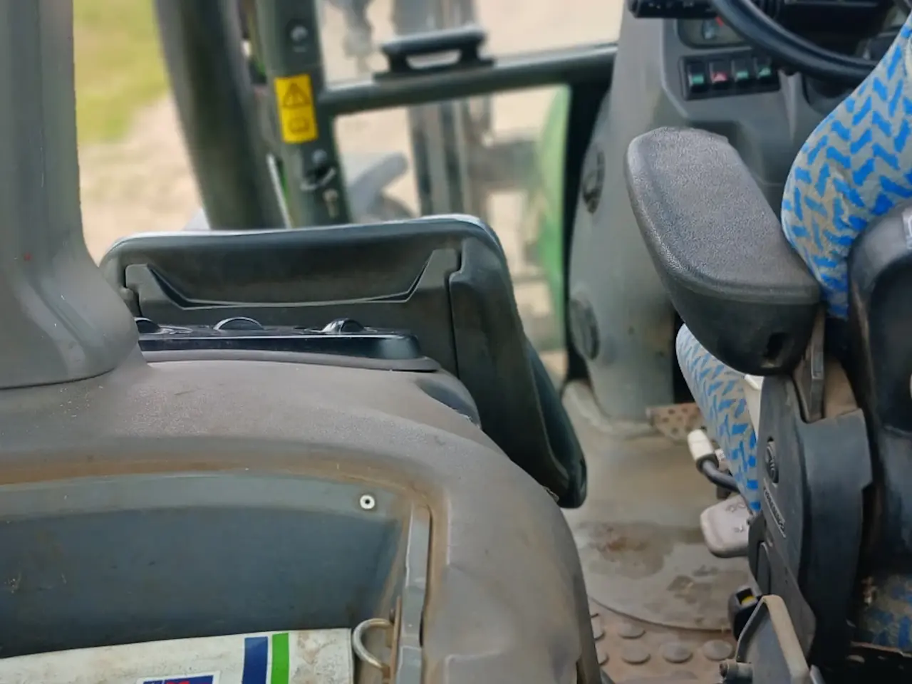 Billede 10 - Deutz-Fahr Agrotron 115 MK3 m. frontlæsser