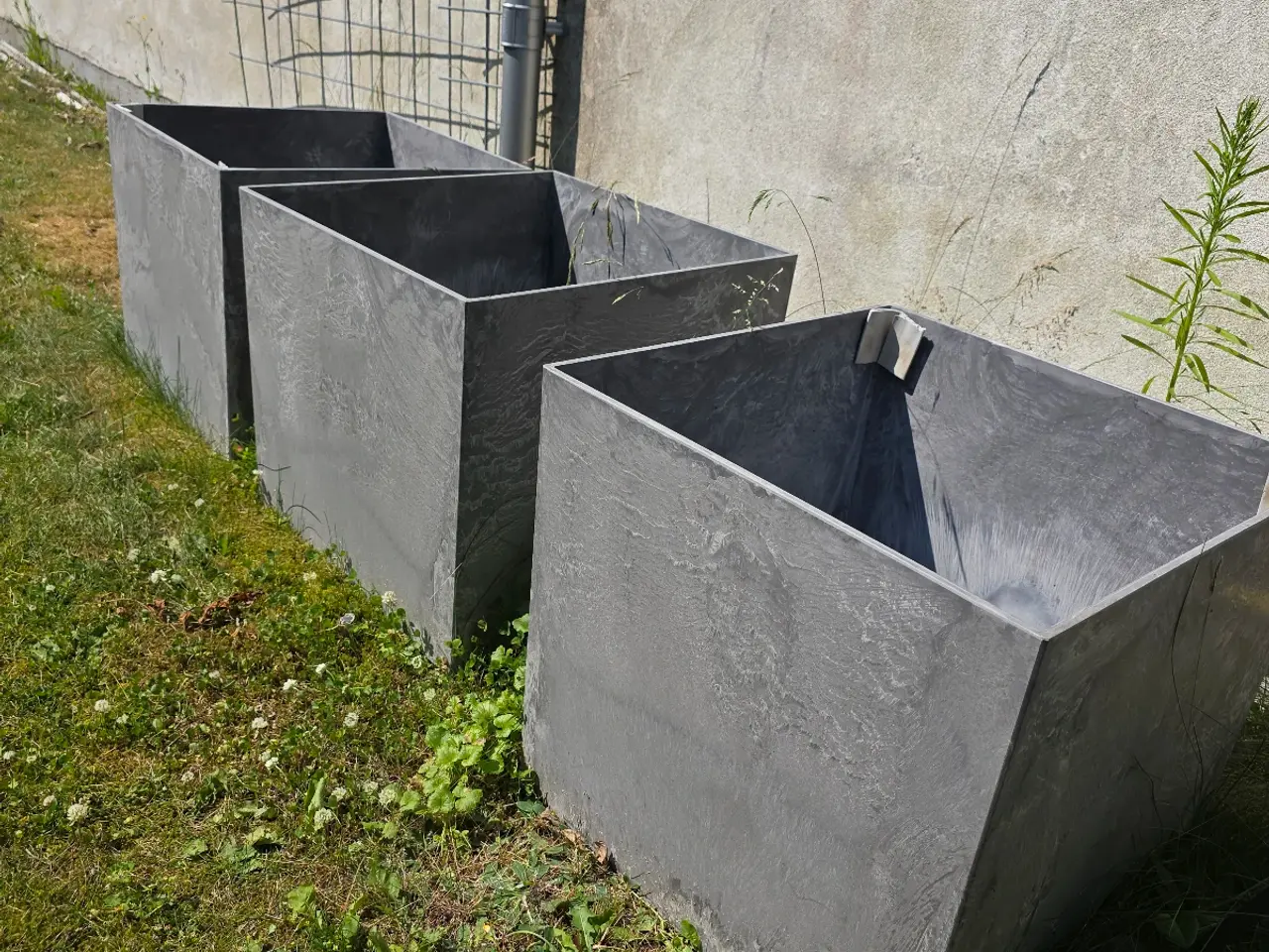 Billede 1 - 5 Flotte krukker i solid genbrugsplast 