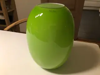 Piet Hein vase i lime grøn, 25 cm høj