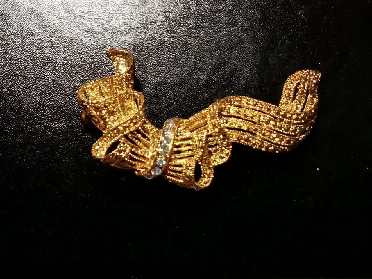 Billede 1 - Flot Broche 6 x 3 cm