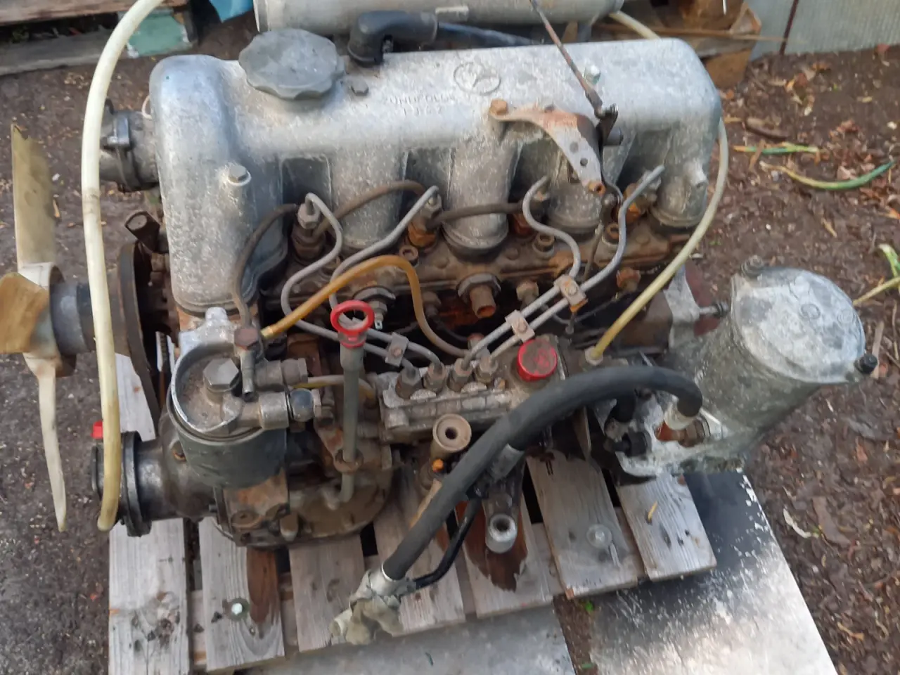 Billede 1 - Mercedes 200 D Motor 