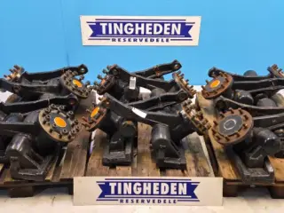 New Holland CR10.90 Spindel R. 84448564  (12Stk)