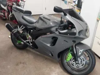 Meget flot kawasaki zx7r 