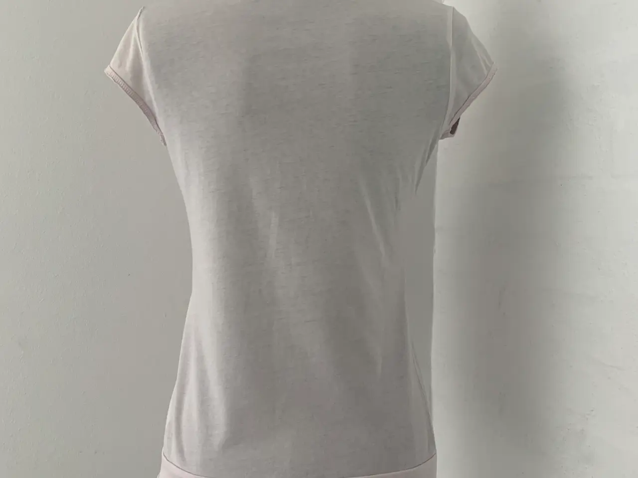 Billede 4 - T-shirt str.38