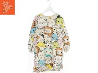Langærmet kjole med dyreprint fra H&M (str. 116)
