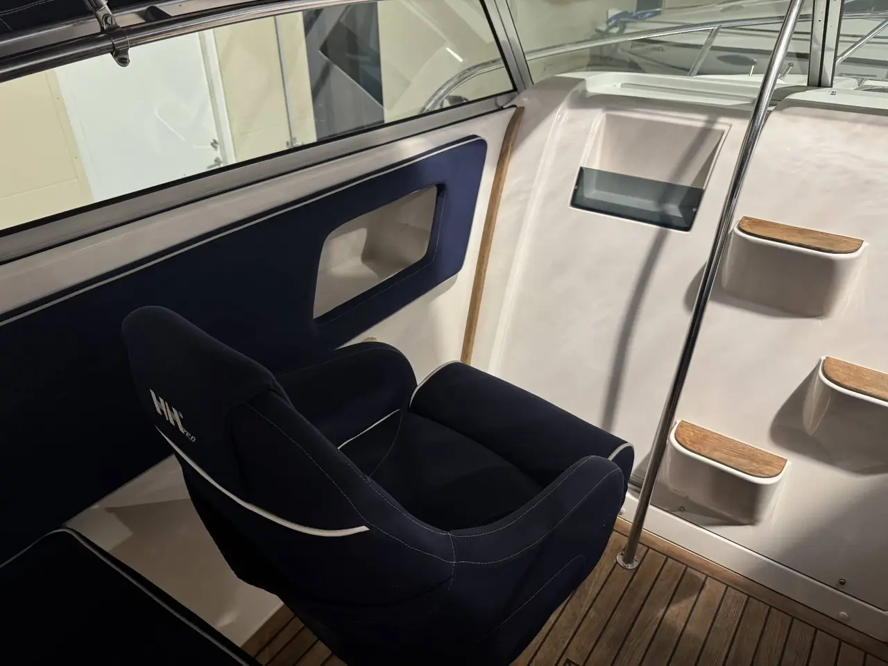 Billede 21 - Uttern D68 Exclusive - Mercruiser 4.3