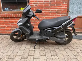 Kymco Agility 16 50 i super stand (lovlig)