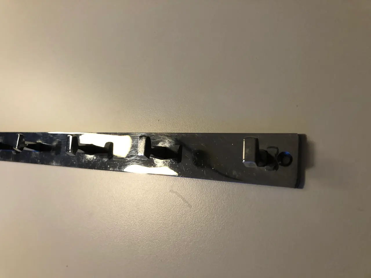 Billede 6 - Forkromet knagerække 32 cm