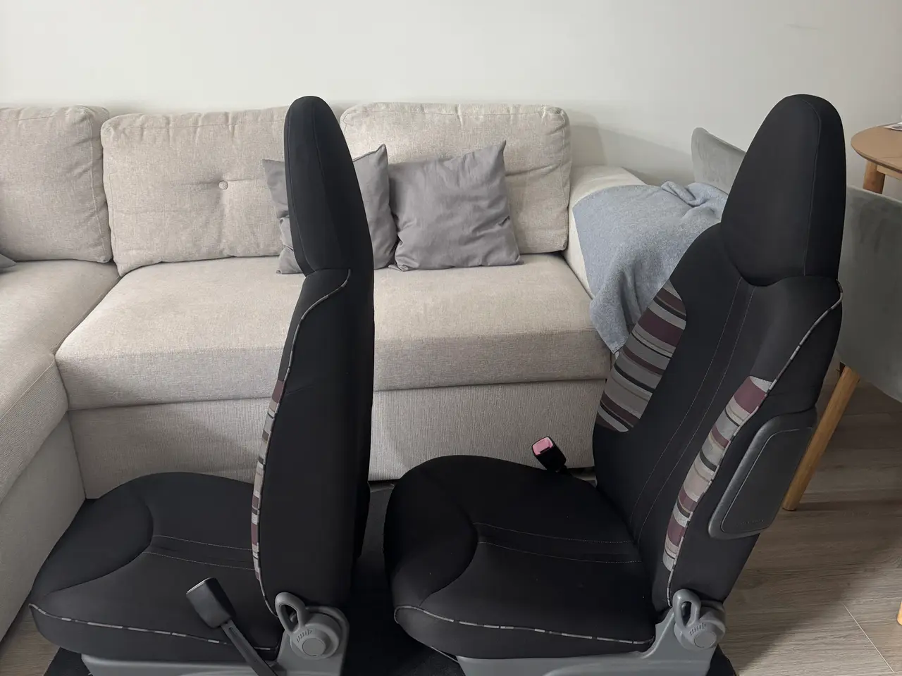 Billede 4 - Forsæder til Aygo C1 107