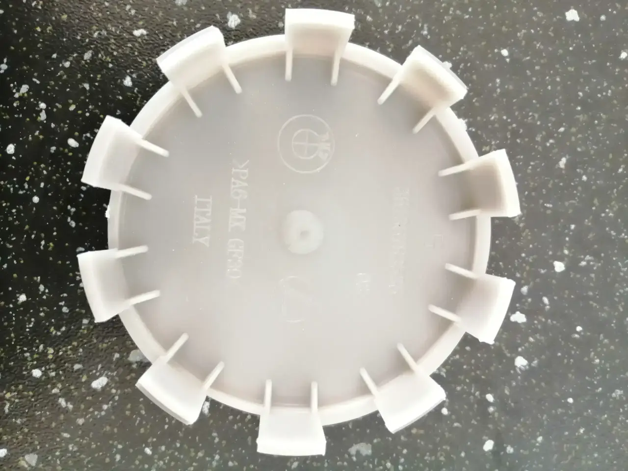 Billede 5 -  Centreringsring, Spacer, hjulbolte, møtrikker mm.