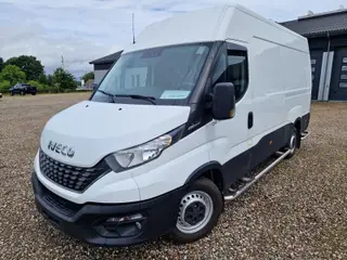 Iveco Daily 2,3 35S14 12m³ Van AG8