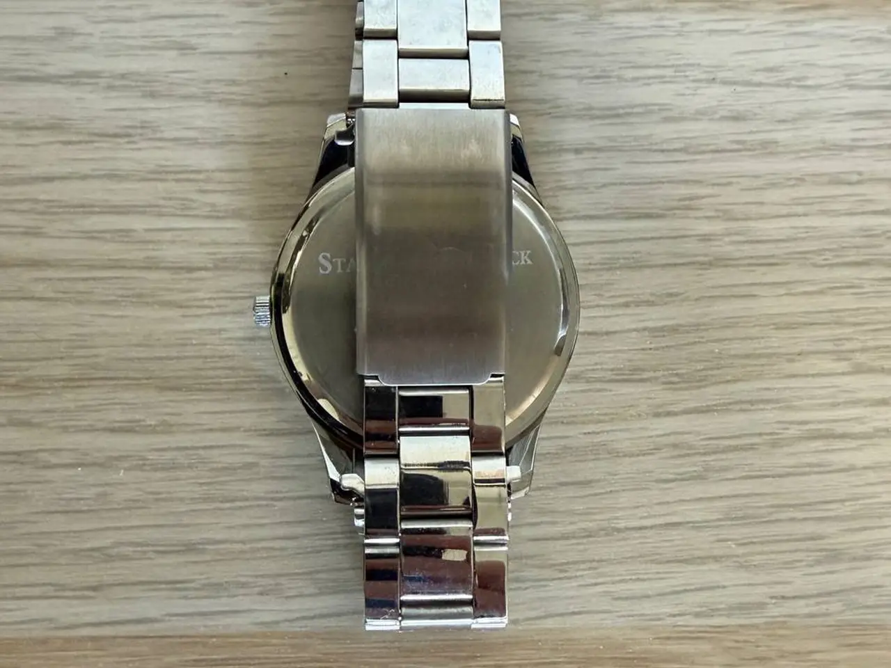 Billede 2 - Trend-Design Quartz ur med grøn urskive