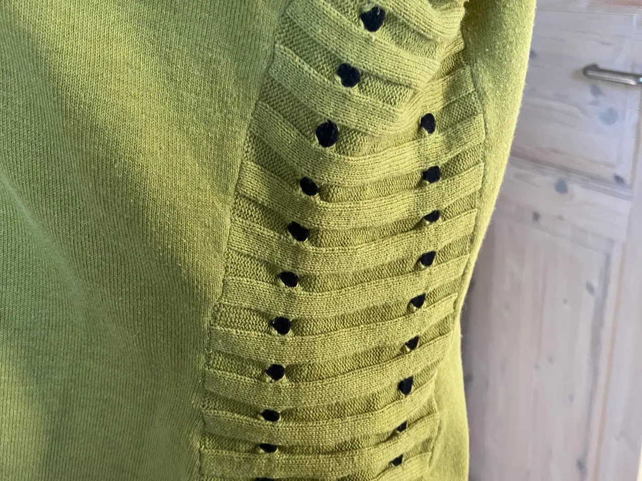 Billede 2 - Grøn cardigan fra Mira Mia, str M
