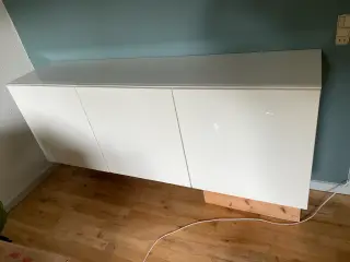 Skabe i højglans 