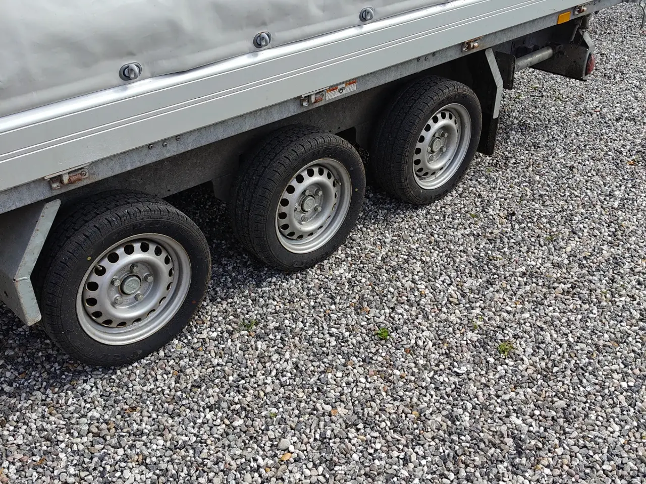Billede 3 - Tip trailer kørt max 3000 km