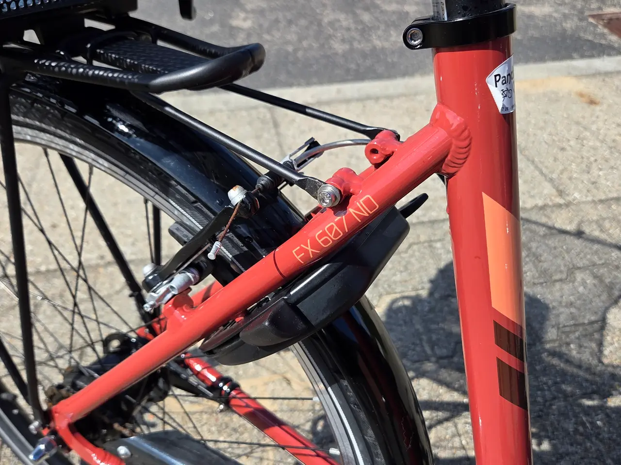 Billede 2 - Cykel med lav indstigning, 26", årg 2024