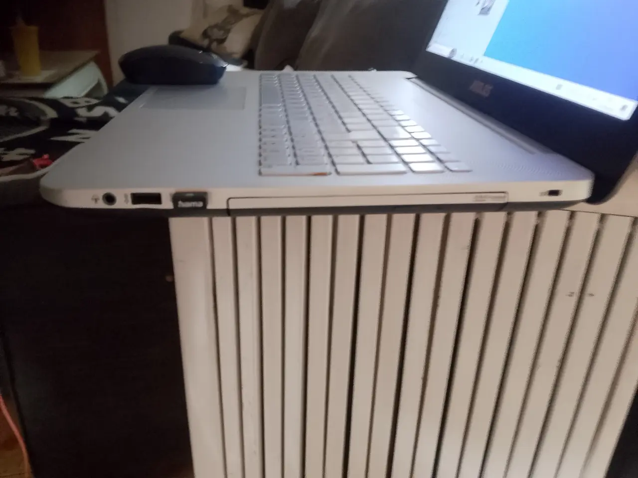 Billede 18 - Asus Bærbar Sælges for 600 kr ring eller sms mig 